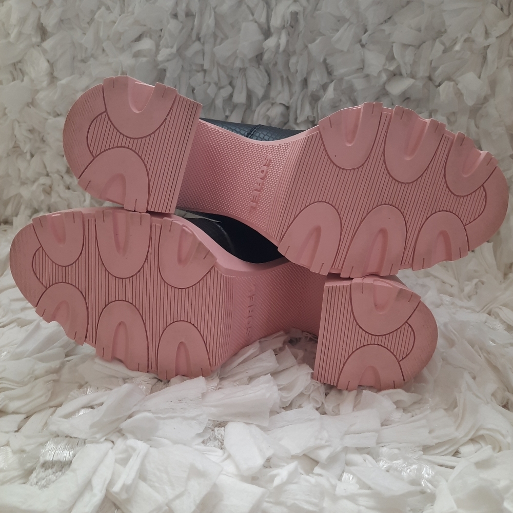 Sorel Women's Brex Heel Chelsea Boots Gentle Used In Box 8.5 Vintage Pink Black - Picture 8 of 16